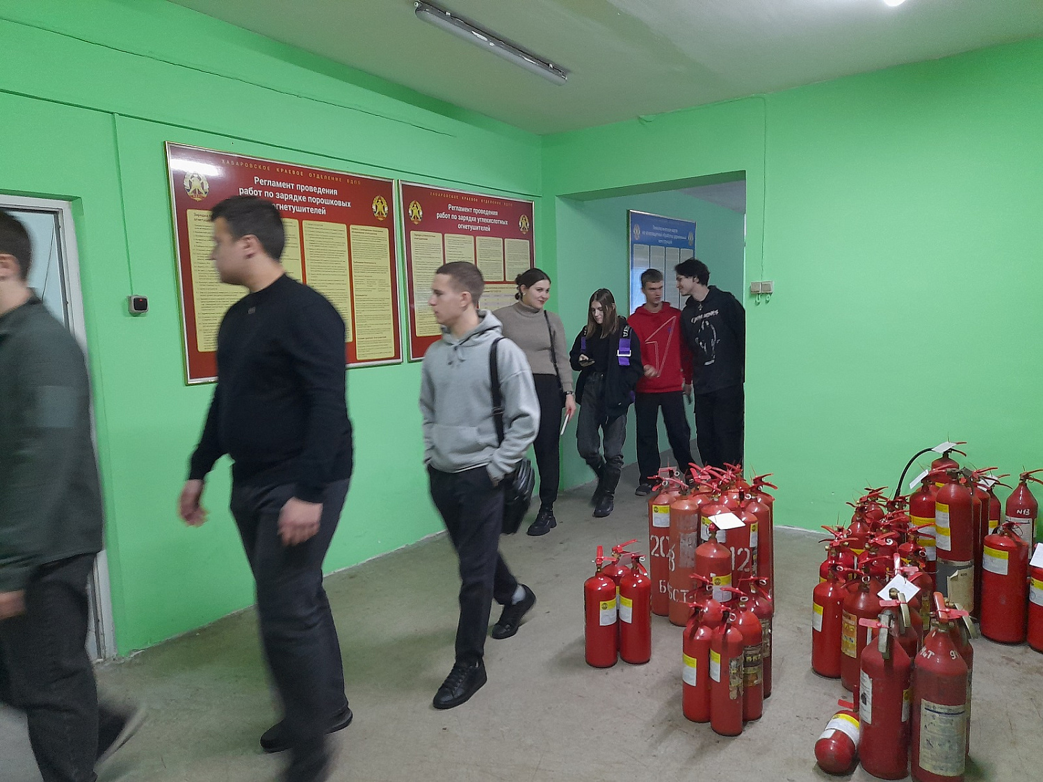Студенты ДВГУПС открыли для себя мир пожарной безопасности
