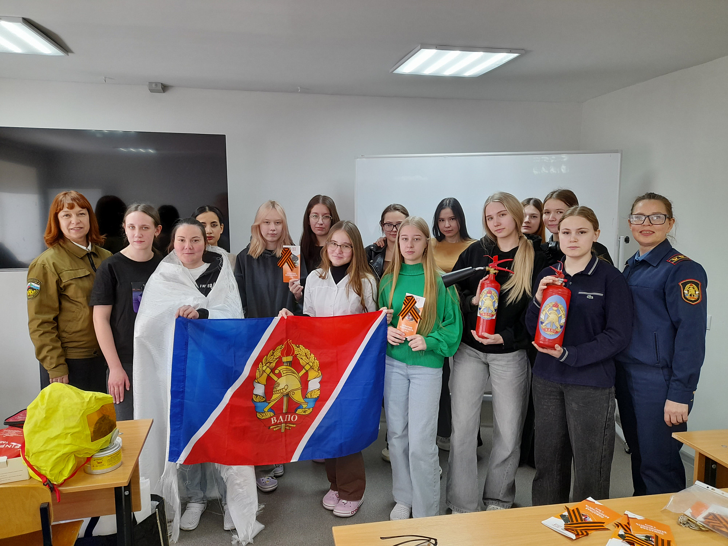 Пожарная безопасность и память поколений: студенты-медики осваивают навыки спасения
