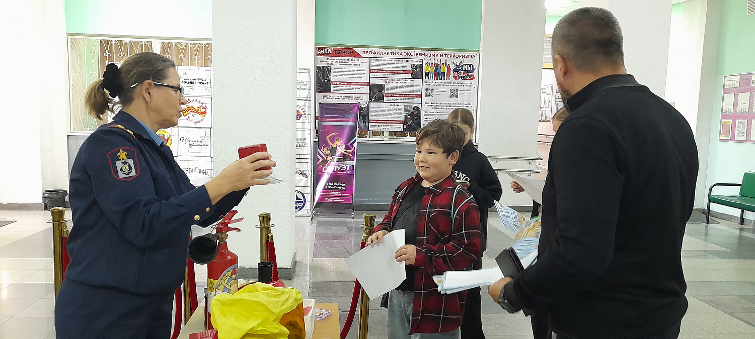 Безопасность начинается с знаний: учебная эвакуация во Дворце творчества «Северное сияние»